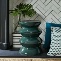 Lakiness Stool (Teal)