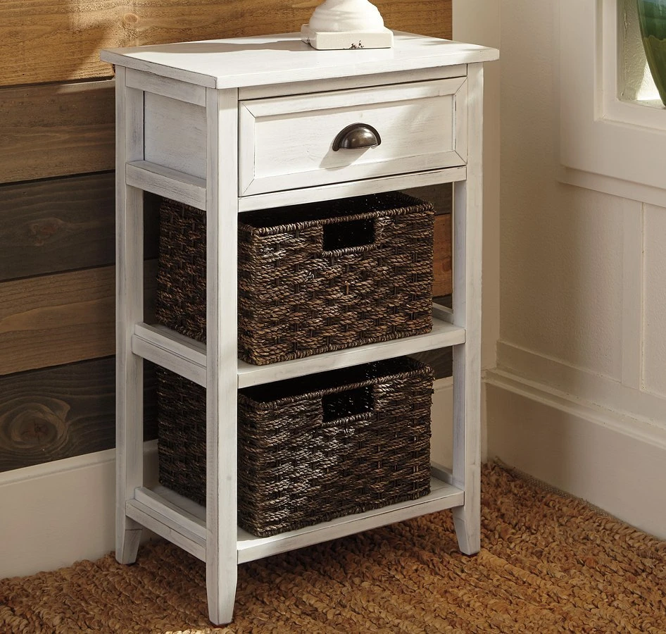 Oslember Accent Table (White) 1 Oslember Accent Table (White)
