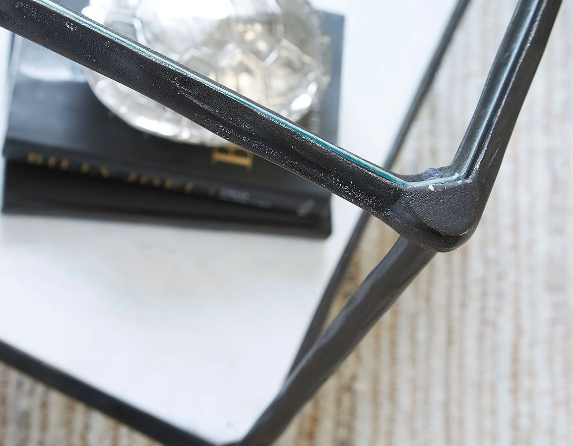 Ryandale Accent Table (Antique Black) 2 Ryandale Accent Table (Antique Black) - Image 2