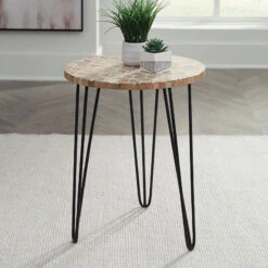 Drovelett Accent Table