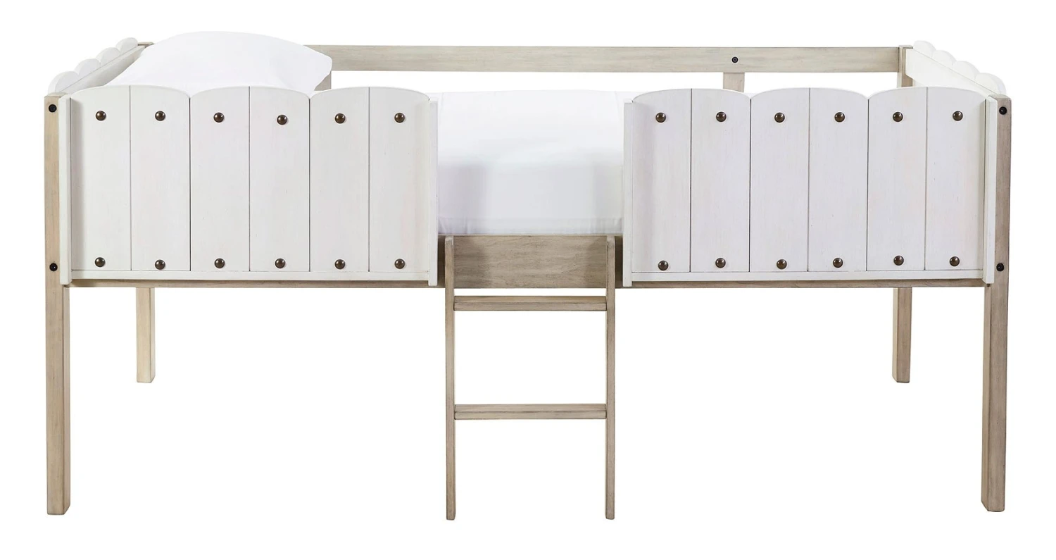 Wrenalyn Picket Fence Loft Bed 4 Wrenalyn Picket Fence Loft Bed - Image 4