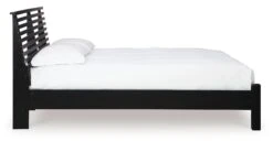 Danziar Slat Platform Bed -Ashley B1013 157 154 B100 13 bed 5