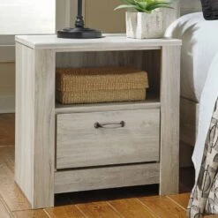 Bellaby Panel Bed 5 Bellaby Panel Bed -Ashley B331 91 nightstand 1 1