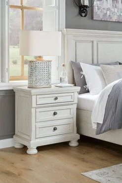 Robbinsdale Sleigh Storage Bedroom Set