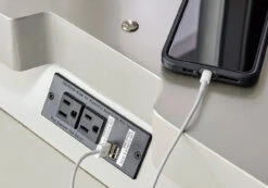 Lindenfield Storage Bedroom Set -Ashley B758 92 nightstand 3