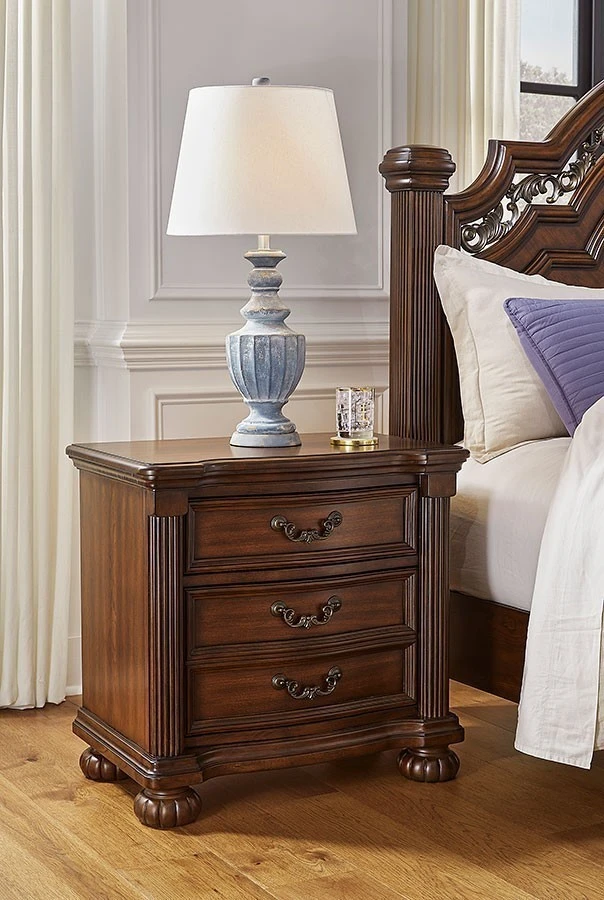 Lavinton Nightstand 1 Lavinton Nightstand