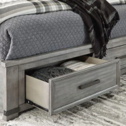 Russelyn Storage Bed -Ashley B772 57 54S 96 bed 3