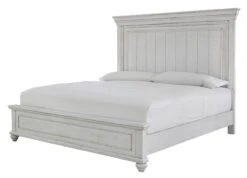 Kanwyn Panel Bed