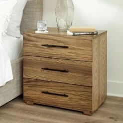 Dakmore Nightstand