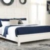 Braunter Panel Bed