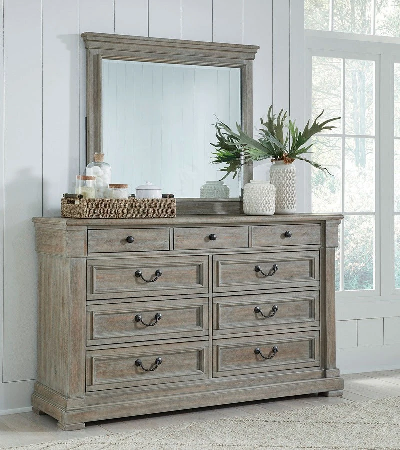 Moreshire Dresser 2 Moreshire Dresser - Image 2