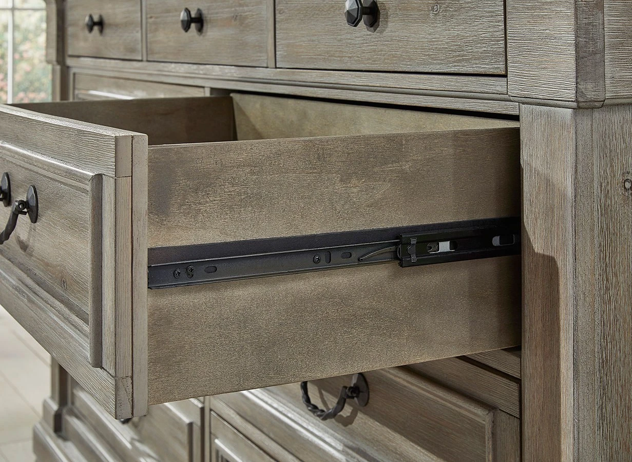 Moreshire Dresser 3 Moreshire Dresser - Image 3