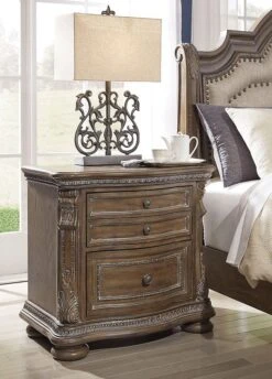 Charmond Sleigh Bedroom Set