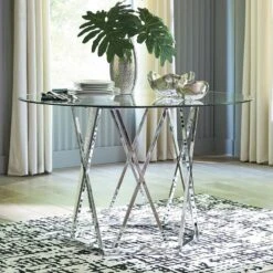 Madanere Dining Table