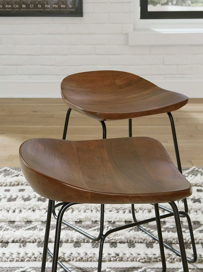Wilinruck Stool (Set Of 3) 2 Wilinruck Stool (Set Of 3) - Image 2
