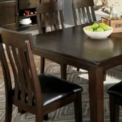 Haddigan Rectangular Dining Room Set -Ashley D596 35 table 4
