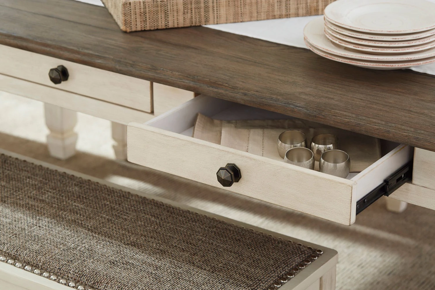 Bolanburg Dining Table 4 Bolanburg Dining Table - Image 4