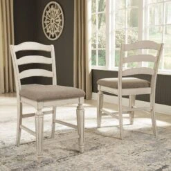 Realyn Counter Height Chair (Set Of 2)
