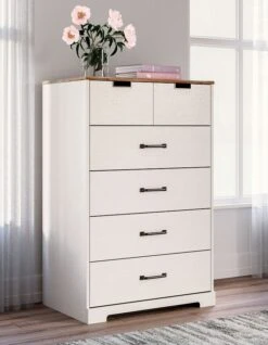 Vaibryn Five Drawer Chest