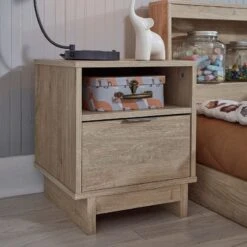 Oliah One Drawer Nightstand