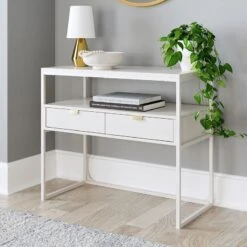 Deznee Credenza