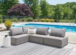 Bree Zee Outdoor 4-Piece Sectional