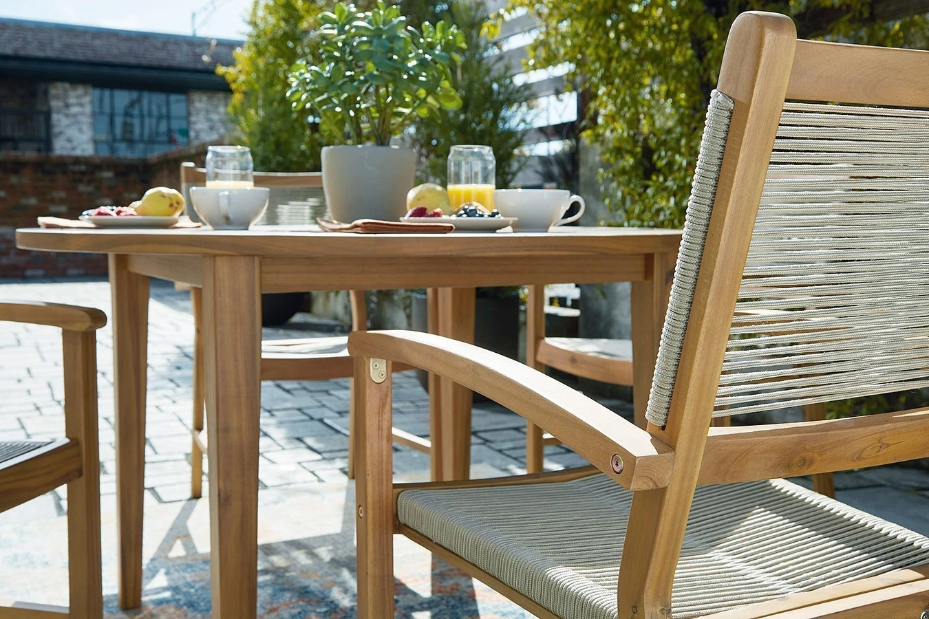 Janiyah Outdoor Round Dining Set 8 Janiyah Outdoor Round Dining Set - Image 8