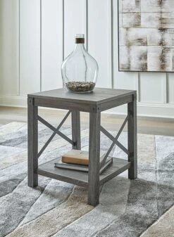 Freedan End Table