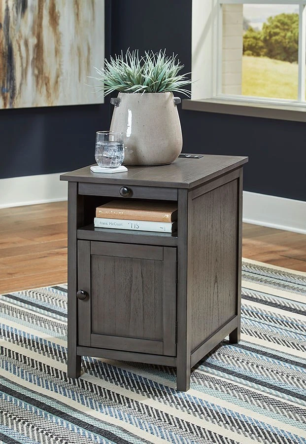 Treytown Chairside End Table (Gray) 1 Treytown Chairside End Table (Gray)