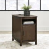 Devonsted Chairside End Table (Dark Brown)