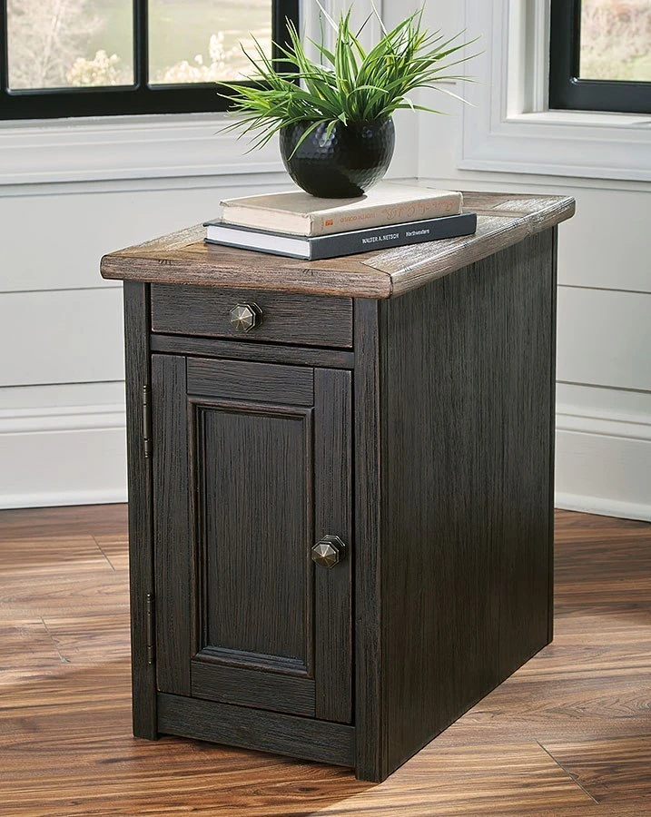 Tyler Creek Chairside End Table W/ Power Supply 1 Tyler Creek Chairside End Table W/ Power Supply