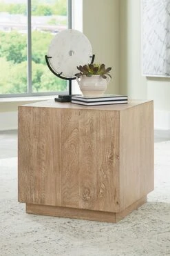 Ashley 29 Belenburg Accent Table